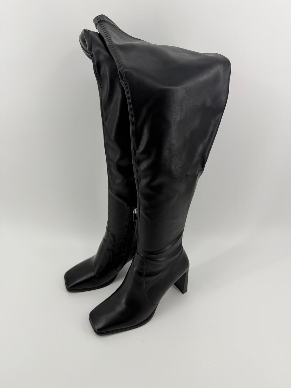 over-the-knee boots, Gabrielle Union, block heel with side zipper